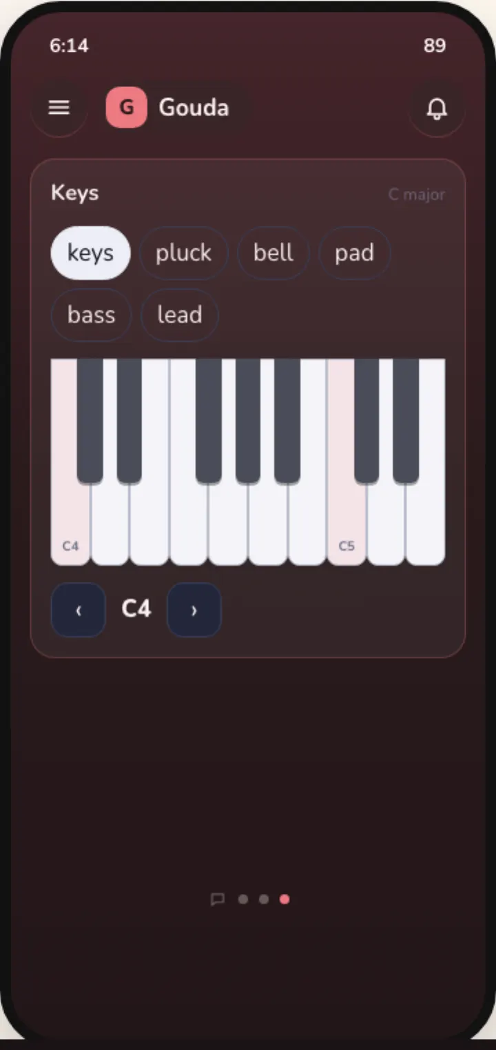 Dark mock of Gouda's screen 4: a keyboard in C major ready to play, after the looper and the chords