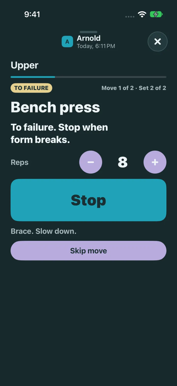 The last set to failure: a reps counter and a big Stop button